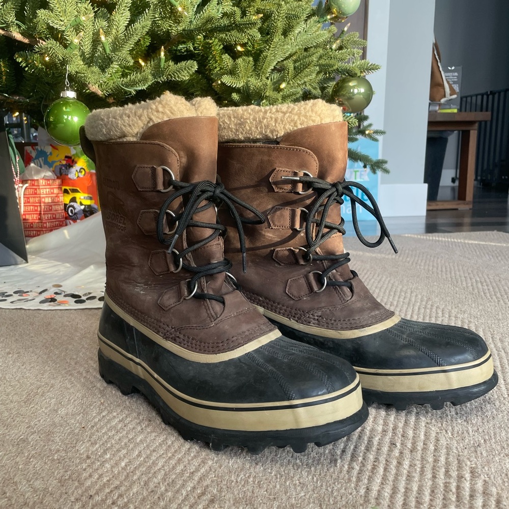 Sorel Caribou Men’s Boots - size 12